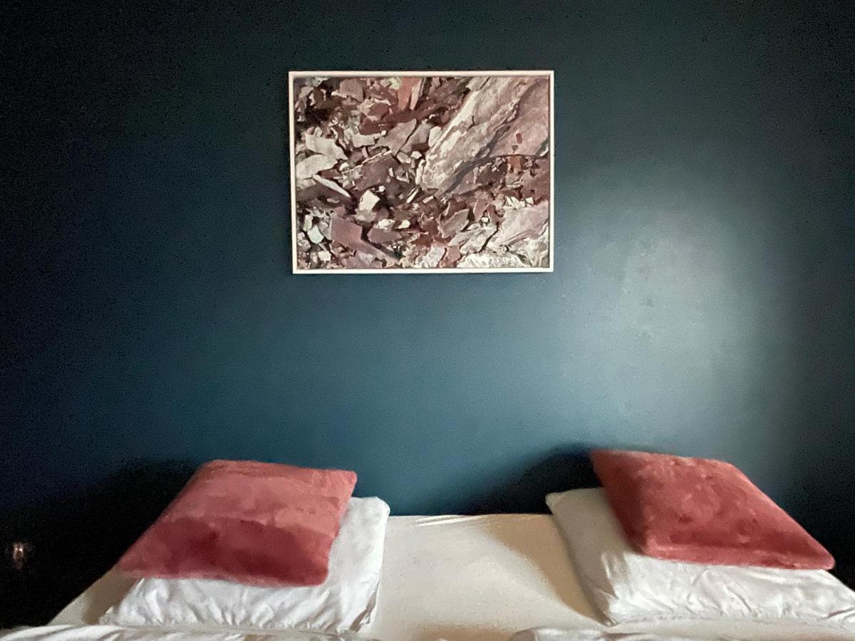 B&B La Forge De Diogne ครองส์มอนตานา ภายนอก รูปภาพ
