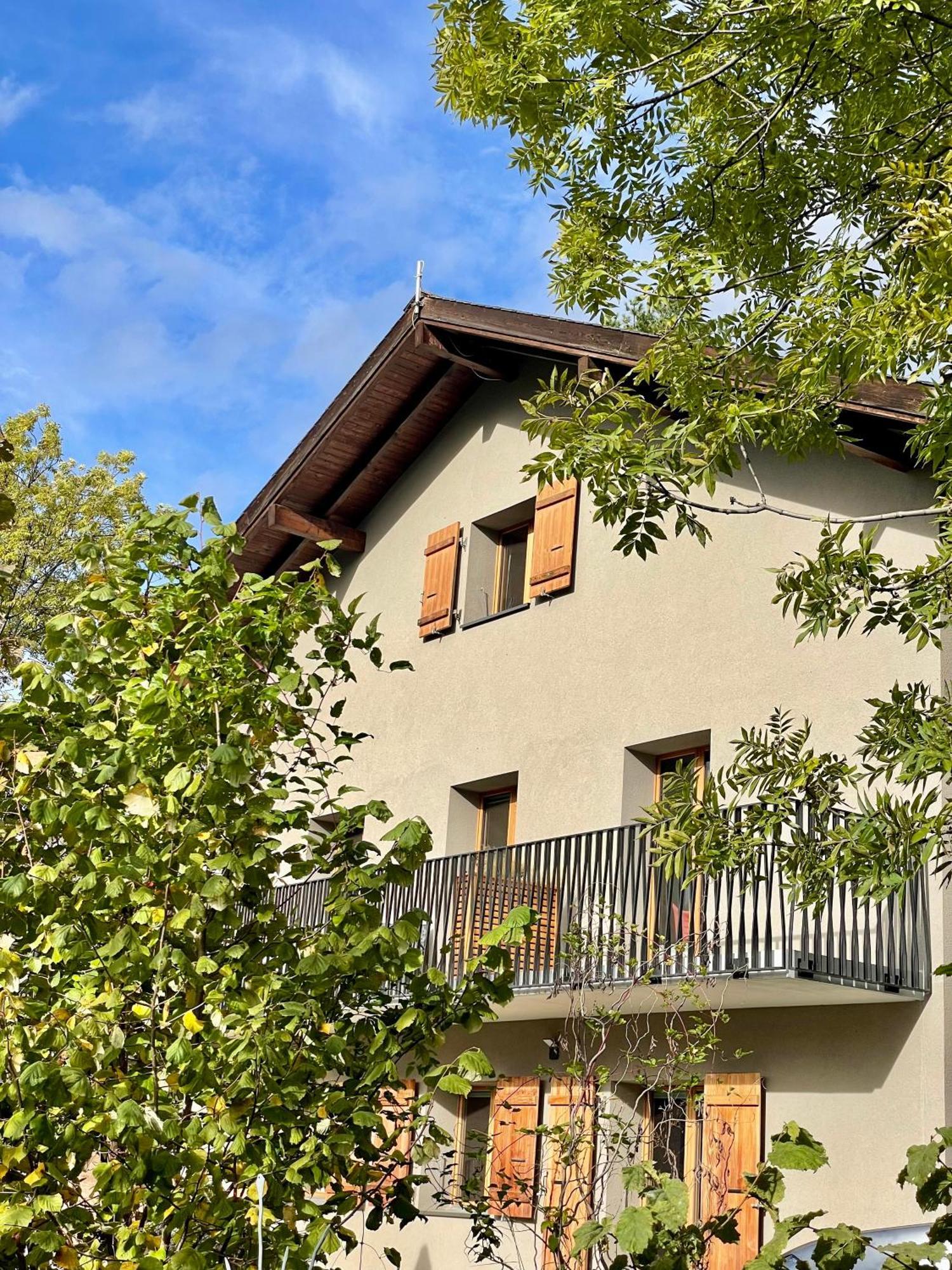 B&B La Forge De Diogne ครองส์มอนตานา ภายนอก รูปภาพ